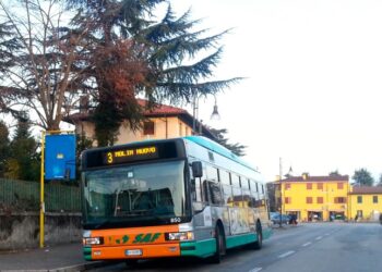 Over65, confermate le agevolazioni su bus e treni