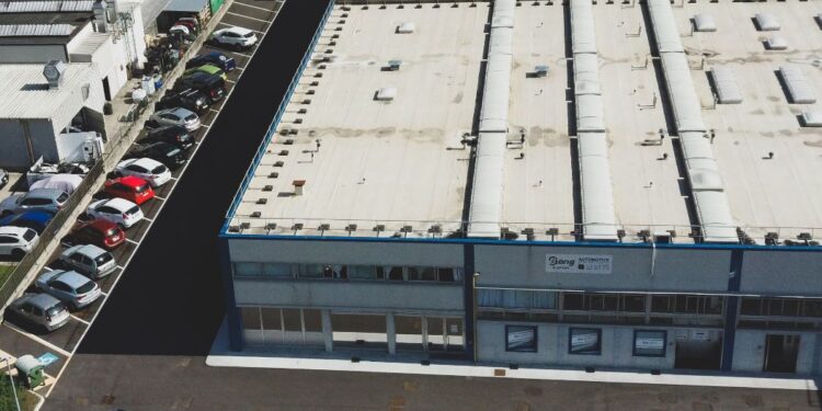 Fanali di lusso, dalla montagna friulana a tutto il mondo