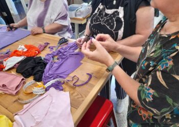 Alla sartoria sociale “Fîl” i laboratori creativi di “upcycling”