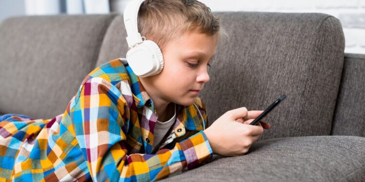 L’età giusta per il primo smartphone