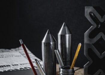 Garlic Resia, design raffinato dagli scarti di lavorazione. Railz: «Mi ispiro a Olivetti»