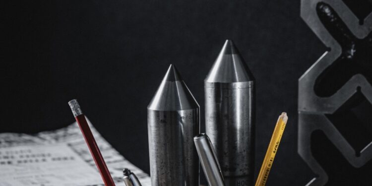 Garlic Resia, design raffinato dagli scarti di lavorazione. Railz: «Mi ispiro a Olivetti»