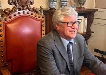 Il benvenuto del sindaco De Toni al nuovo arcivescovo mons. Lamba