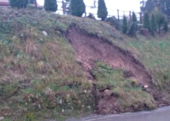 Tarcento. Smottamenti per la pioggia