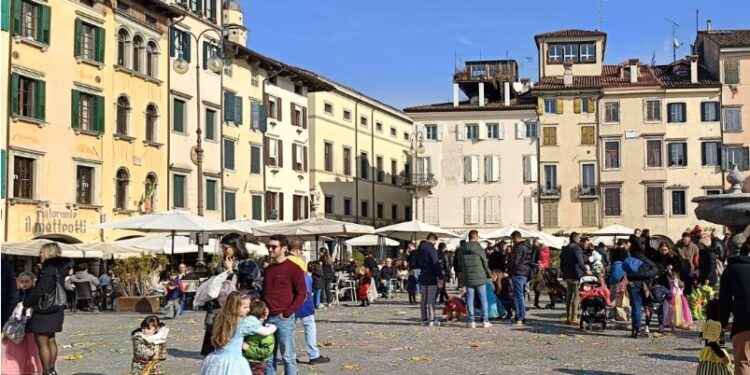 Martedì grasso, a Udine maschere e spettacoli in piazza