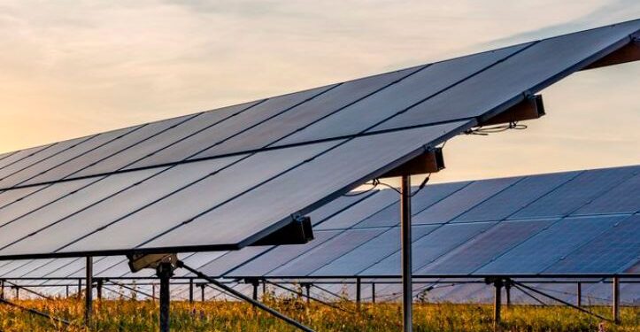 “Comunità energetiche fattibili solo per chi ha scopi sociali, come le parrocchie”