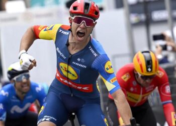 Trionfo di Jonathan Milan, terzo Cimolai, De Marchi in fuga. Quanto Friuli alla Tirreno-Adriatico