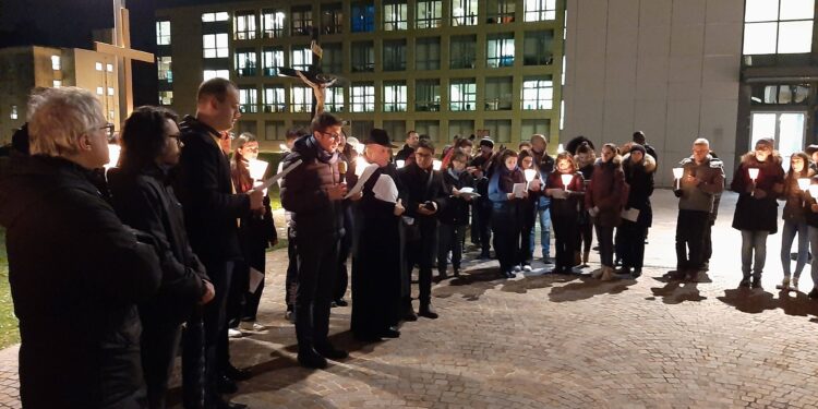 Via Crucis in ospedale, Mazzocato: «Facciamo spazio agli “spigoli” degli altri»