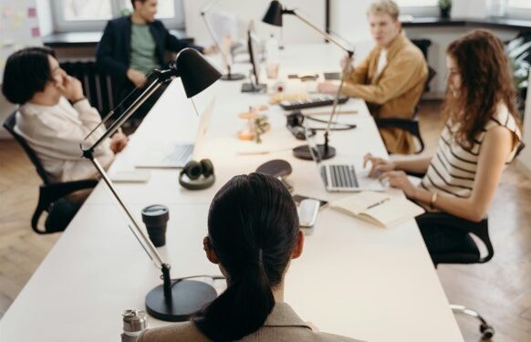 Lavoro, la parità di genere è ancora lontana