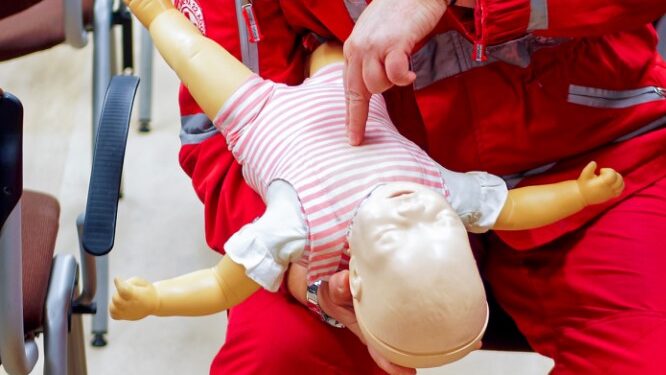 Manovre salvavita pediatriche, incontro a Manzano