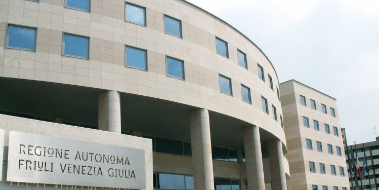 Lavoro, crescono le domande ai posti in Regione