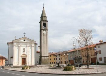 Coderno. Il campanile compie un secolo di vita