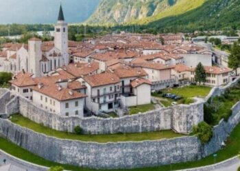 Glesie Furlane, un incontro a Venzone