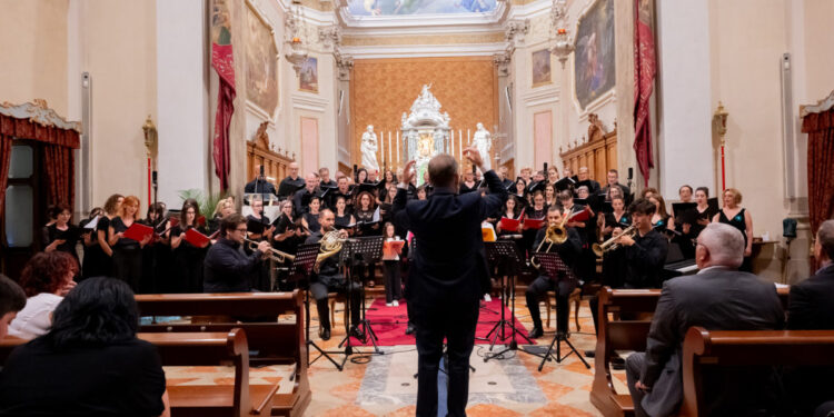 Codroipo, le parole di padre Turoldo risuonano in musica