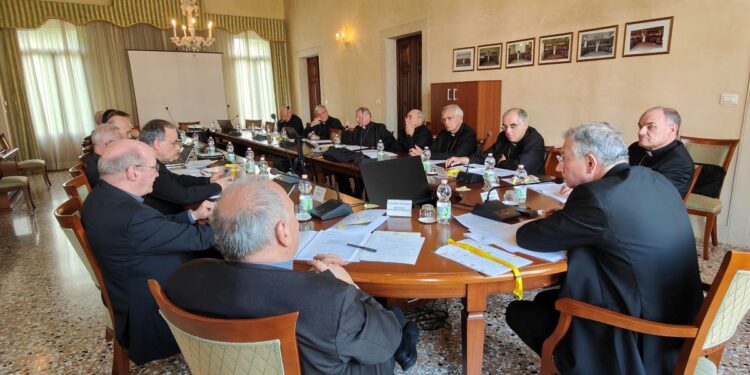 A Zelarino la prima Conferenza episcopale triveneta di mons. Lamba. I temi trattati dai Vescovi