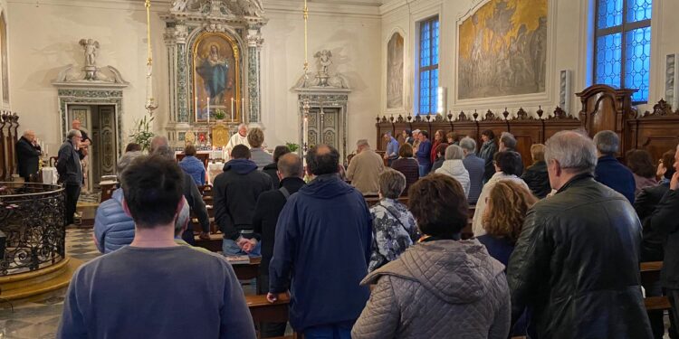 Una trentina di gruppi laicali anima la Novena di Pentecoste