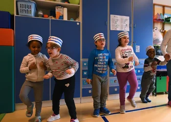 «Quei sorrisi ti riempiono il cuore». Due giovanissime volontarie a “La Nostra Famiglia” si raccontano