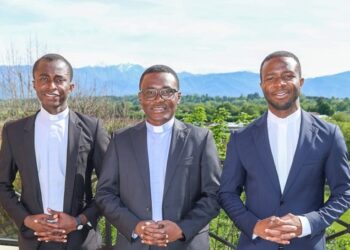 A Camino una Veglia di preghiera per i tre nuovi sacerdoti