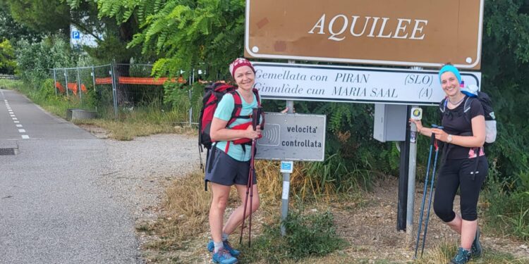 Marcella e Giulia pellegrine sulla Via Flavia. «Col mare sempre accanto, riscopri l’essenziale»