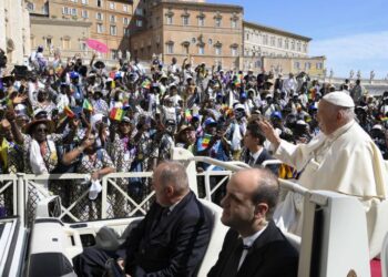 Papa Francesco: «Respingimenti, peccato grave»