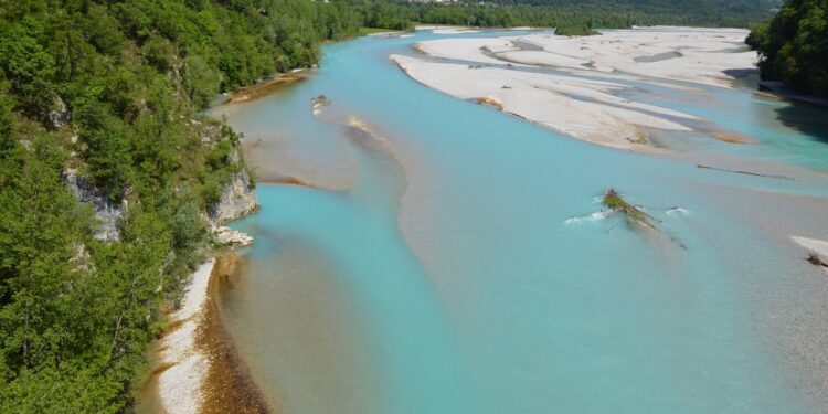«In pericolo il Re dei fiumi alpini». L’allarme degli ambientalisti