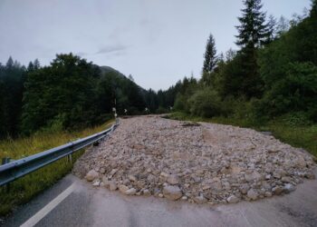 Frane a Sappada e in Val Pesarina. «Riaprire subito la viabilità»