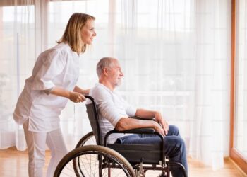 Servono 1.400 Oss, via ai corsi promossi dalla Regione