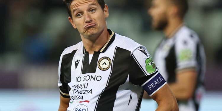 Udinese strabiliante, rimonta e vince a Parma. Dopo 13 anni è prima in classifica