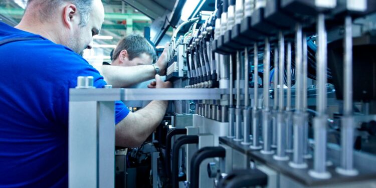 Crescono gli occupati, non le ore lavorate. Urge in Friuli una politica industriale