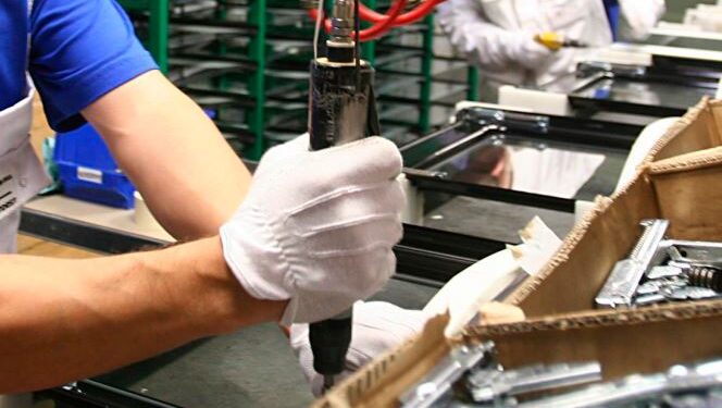 L’occupazione cresce (+1,4%) grazie a servizi e occupazione. Cala l’industria