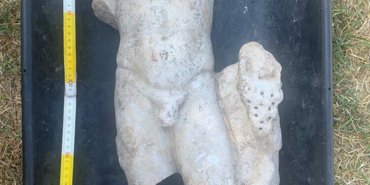 Nuovi scavi ad Aquileia. Riaffiora anche una statua di Dioniso
