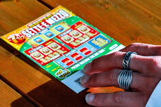 Azzardo, anche le Regioni vogliono parte gli introiti