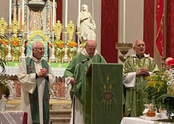 Don Bellini da 50 anni ad Amaro, la riconoscenza della comunità e dell’Arcivescovo