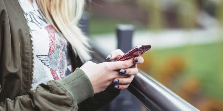 Uso e abuso della rete. Educare alla “saggezza digitale”, il convegno ecclesiale