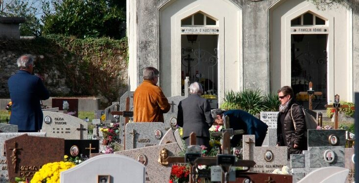 La Chiesa guarda alla santità. Anche in Friuli si celebrano Ognissanti e si commemorano i defunti