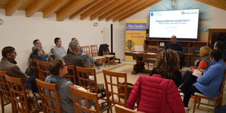 Tra privacy e bollettini parrocchiali, i laboratori di comunicazione ecclesiale fanno il bis