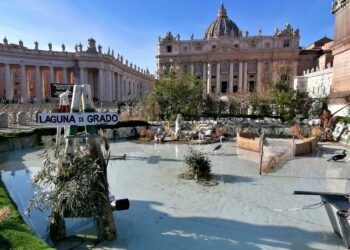 Vaticano. In piazza San Pietro gli occhi del mondo sul Presepe di Grado