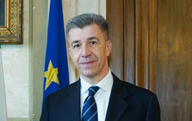 Cecchettin: «Tornassi indietro rinuncerei a mille riunioni di lavoro per stare di più con Elena, Davide e Giulia»