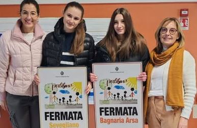 Bagnaria Arsa. Tabelle del “Pedibus” realizzate da alcune ex alunne della Primaria