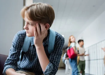 Carla Garlatti, ex Garante dei diritti dell’Infanzia e dell’Adolescenza: «I ragazzi stanno male. Solo l’8%  si considera felice»