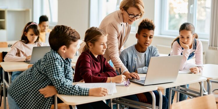 Anche nella scuola c’è tanto bisogno di speranza
