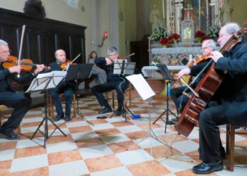 Ovaro, “Le sette parole di Gesù sulla Croce”, preghiera e concerto