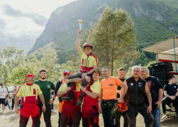 “Foresta in Valle” sale in Valcanale