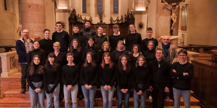 L’imni dal Jubileu al è ancje par Furlan, graciis a lis vôs da Côr dai zovins dal Domo di Glemone