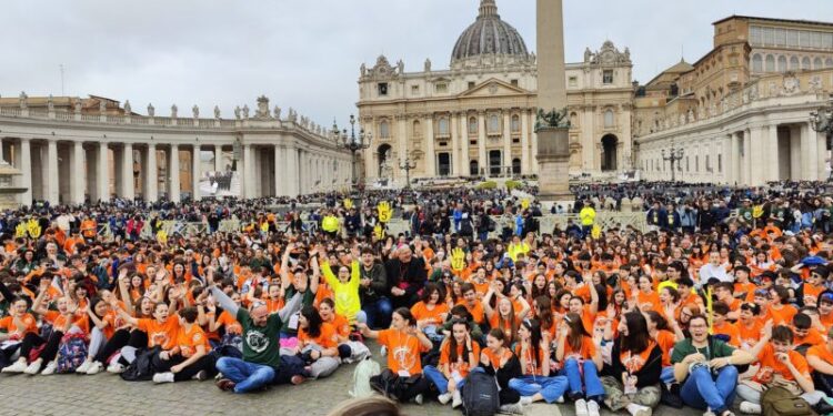 Oltre duecento giovanissimi al Giubileo degli adolescenti con l’Arcivescovo. L’evento su Vita Cattolica