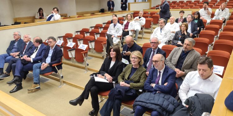 Scuole di specializzazione universitaria al Cro, via libera dal ministro Bernini