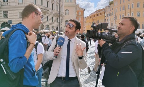 Don Marcin Gazzetta: «Che emozione poter concelebrare il funerale del Papa»