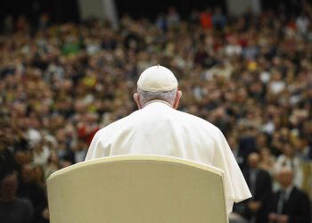 Lunedì 21 aprile mons. Riccardo Lamba presiede la Santa Messa di suffragio per Papa Francesco
