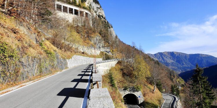 Non solo fine settimana. Il Passo di Monte Croce carnico aperto tutti i giorni