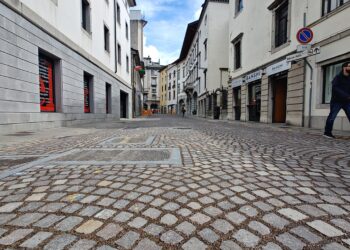 Concluso il cantiere. Via Poscolle alta riapre